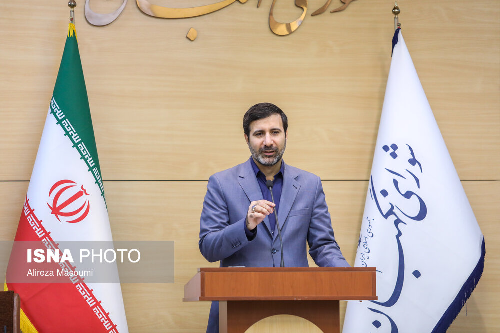 موافقت شورای نگهبان با افزایش سن بازنشستگی/ ارجاع مصوبه کاهش مدت سربازی به مجلس