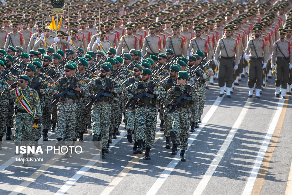 مراسم رژه نیروهای مسلح برگزار شد